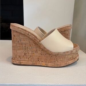 New The Schutz Dalle 8.5B Ivory Leather Cork Platform Wedge
